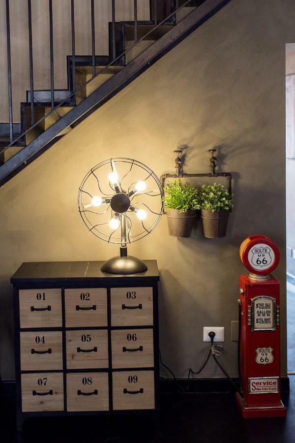 Industrial Apartment Near Duomo Milan Exterior photo